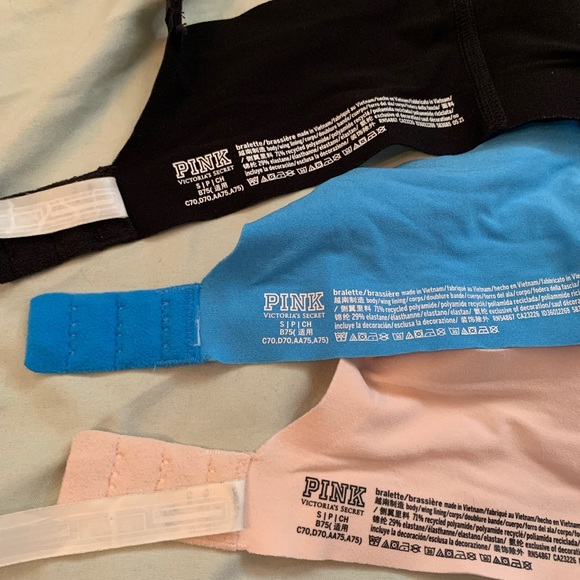 Pink bras - Picture 3 of 3